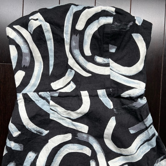 URBAN OUTFITTERS STRAPLESS DRESS WITH SLIT - Picture 2 of 3